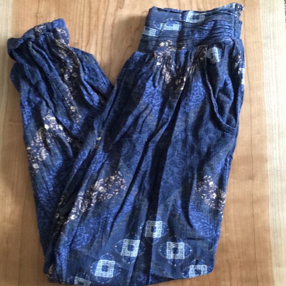 Women’s American Eagle high-waisted pants, Sz. S